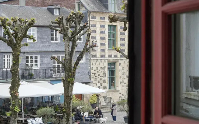 L'Absinthe Hôtel