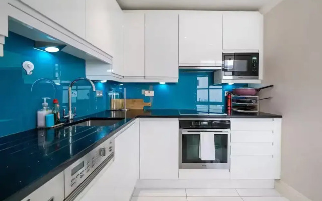 Great flat near St Pauls Cathedral