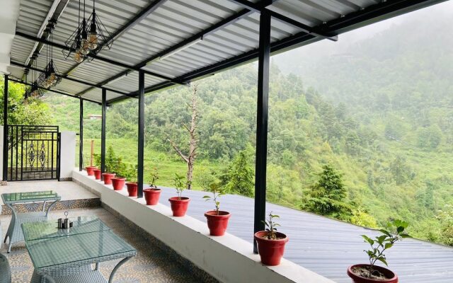 StudioZ Paradise Hills Mussoorie