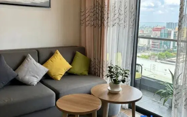 Republic Plaza Apartments