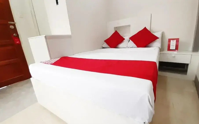 Jrja Hotel by OYO Rooms