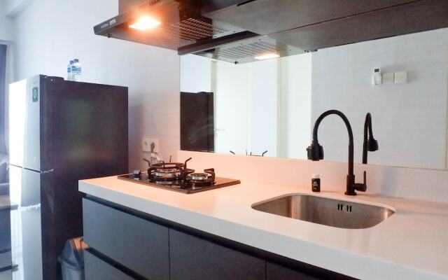 Comfy And Exclusive 2Br Apartment At Tanglin Supermall Mansion