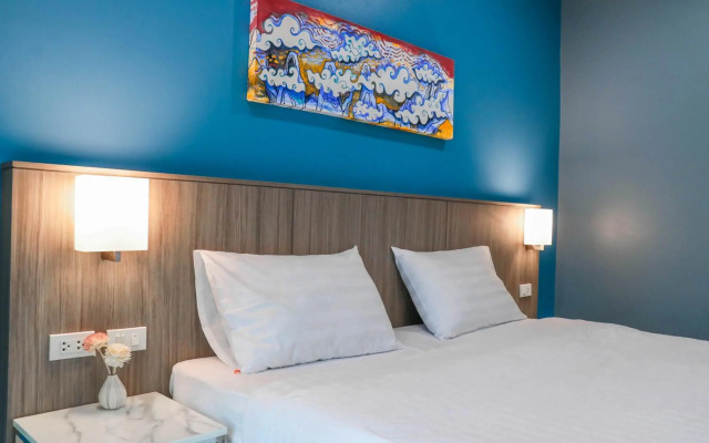 S2 Airport Residence