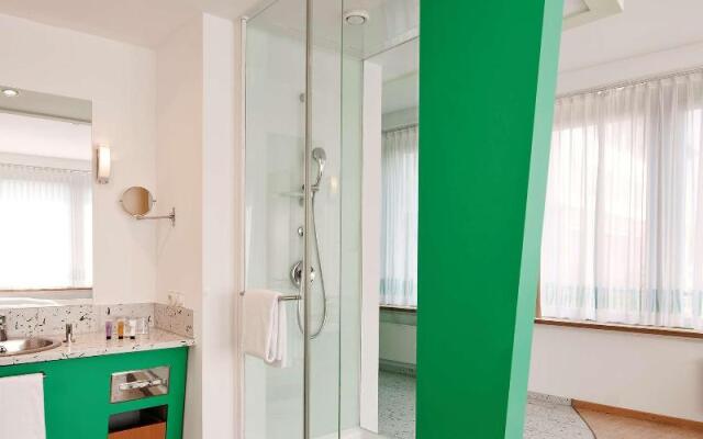 FOUR Munich Neue Messe