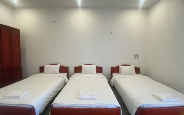 Mini Dien Bien Riverside Hotel - Lang Thai