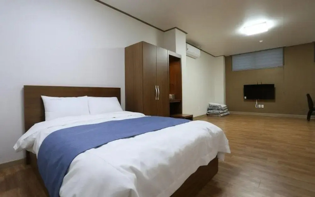Hyundae Motel