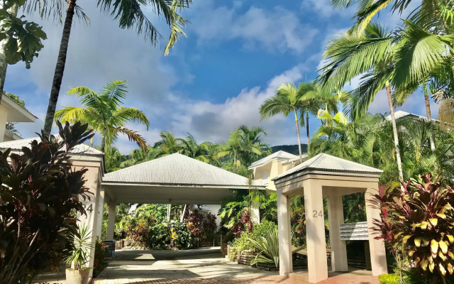 The Villas Palm Cove