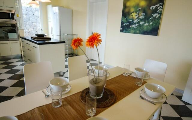 Sama Calero Lvc253701