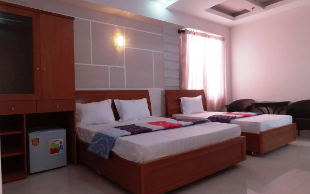 Gold Lion Hotel