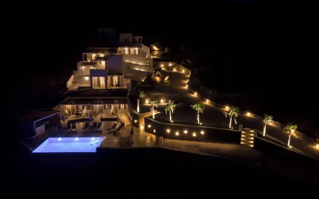 Mykonos4Islands Seaside Homes and Suites