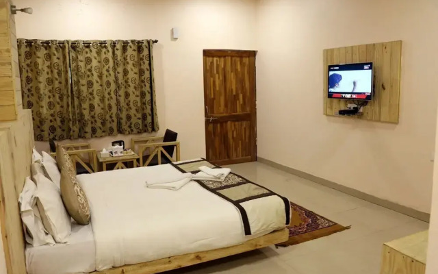 Anroute Stays116- Bade Mahadev Road