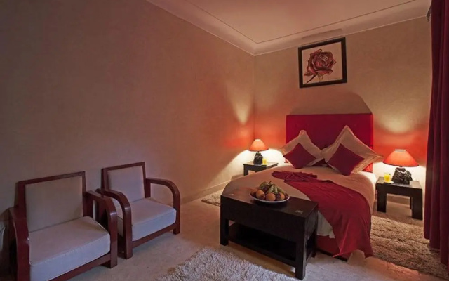 Riad Isis