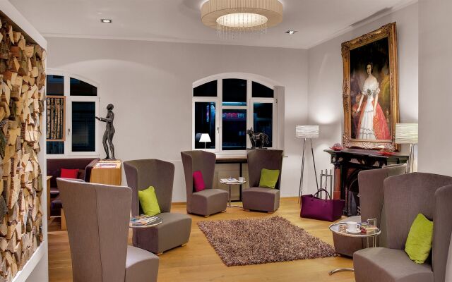 Alpen Hotel München