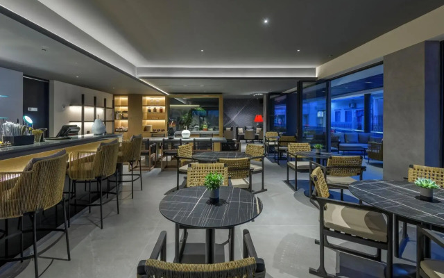 Evanik Chic Hotel
