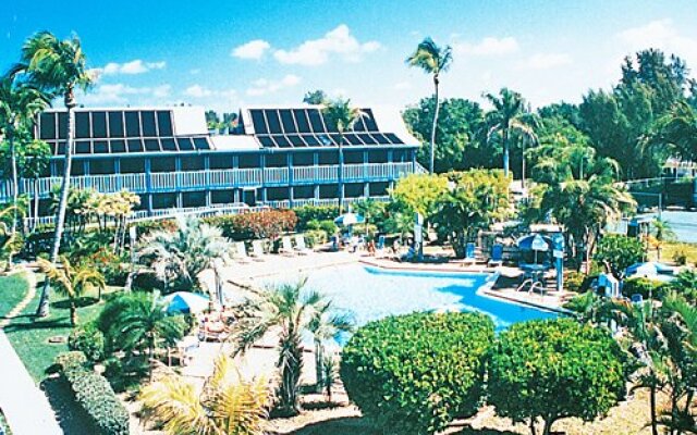 Surfrider Beach Club