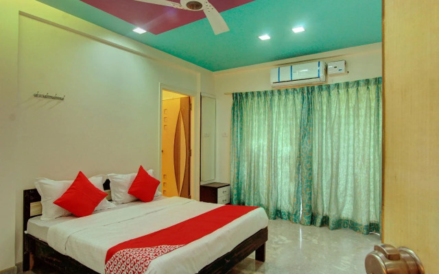 OYO 11387 Hotel Kozy Rooms
