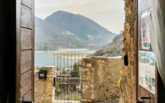 CASA CON TERRAZZI VISTA LAGO - 6posti 2stanze 2bagni