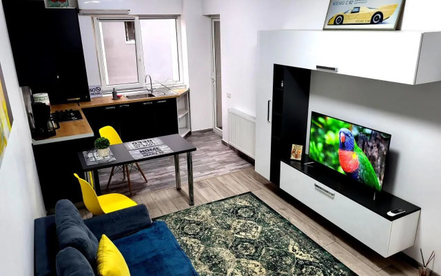 Yellow House Luxury Berceni