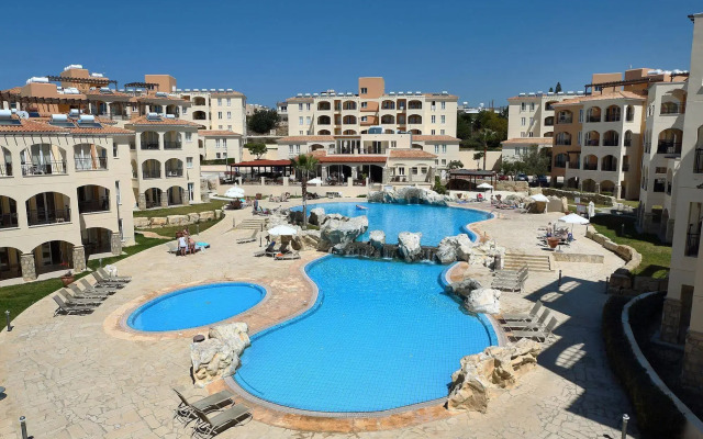 St. Nicolas Elegant Residence