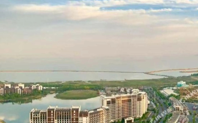 Molly Hotel Theme (Hefei Binhu Wandamao)