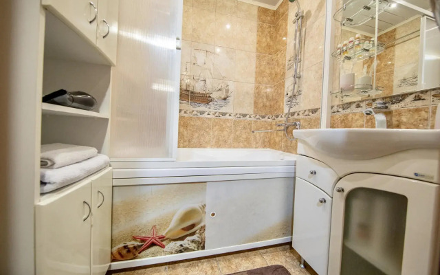 Apartment Four Seasons md. Mirny 6/1