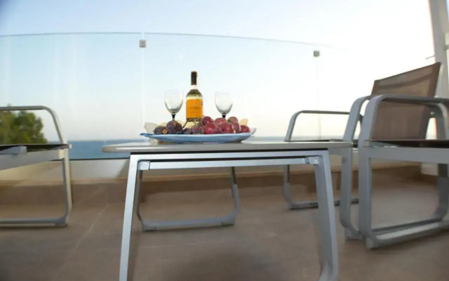 Periyiali Beach Sunset Suite A7
