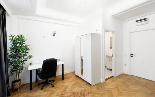 Bucharest Studios Monaco Room