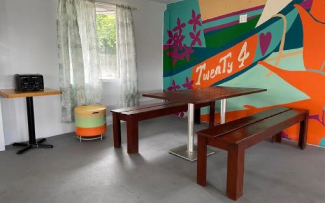 Twenty4 Hostel