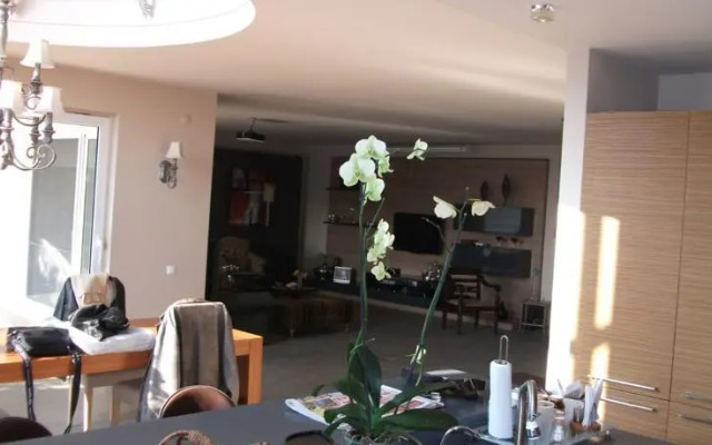 Zekeriyakoy Villa Nur