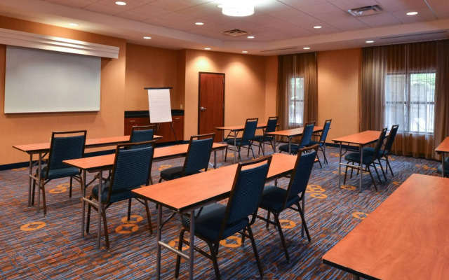 Courtyard by Marriott Pittsburgh Monroeville