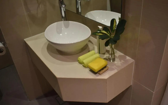 Stay Near Private Beach in Boracay