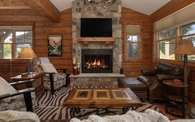 19th Hole 3 Bedroom Cabin