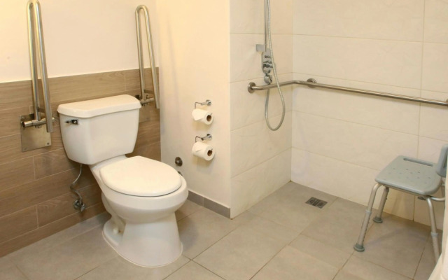 City Express Plus by Marriott Tampico