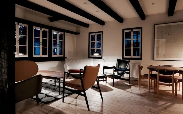 House of Finn Juhl Hotel Hakuba