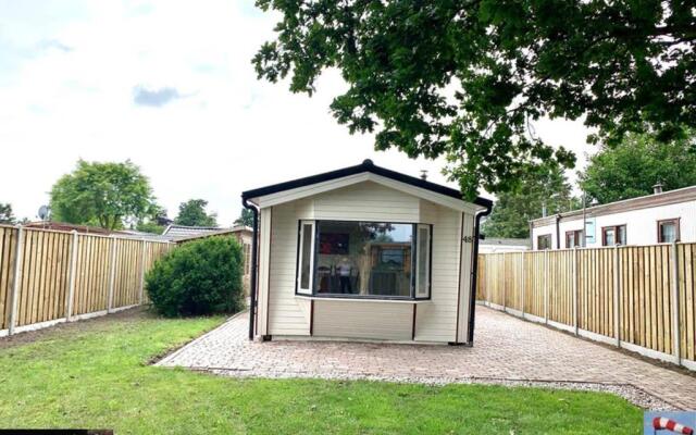 Holiday-Chalet Westenwind 4p. Amsterdam & Beach