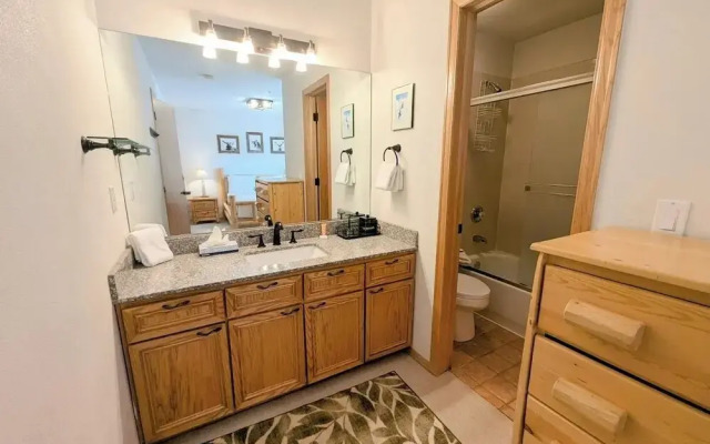 Cinnamon Ridge C114