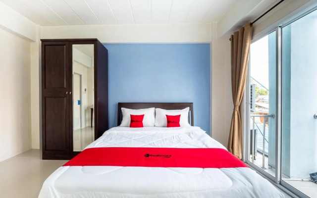 Reddoorz SI - FAH @ Bangsaen Hotel