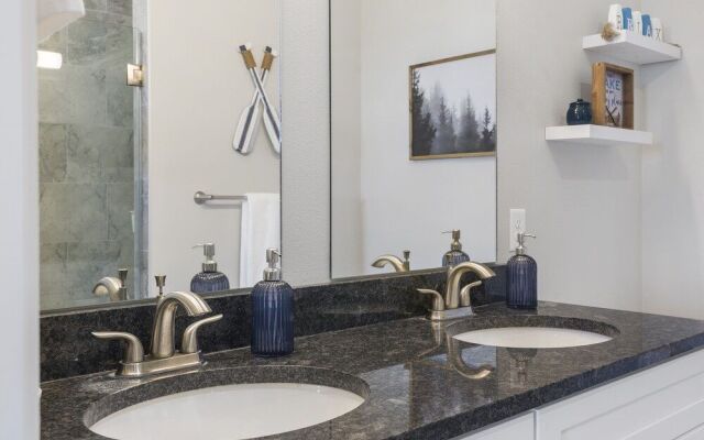 A Little Slice of Branson - Ozarks Views