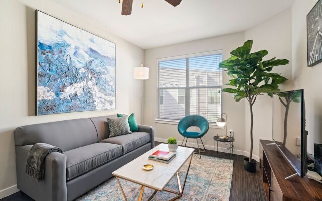 Dallas Beautiful 1BD 1BA Downtown Apartment