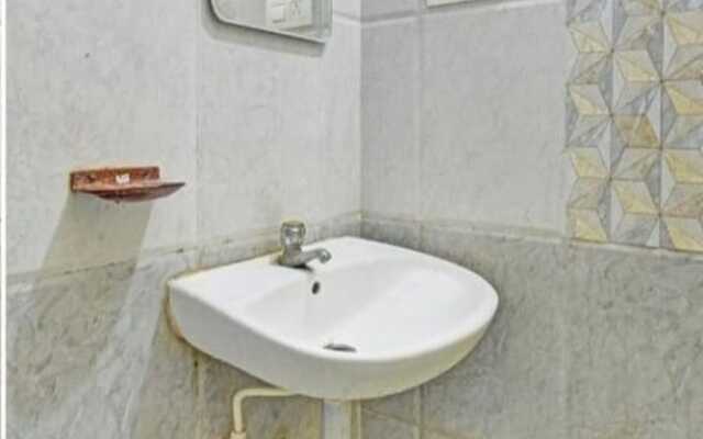 OYO 9150 Hotel Tourist Palace