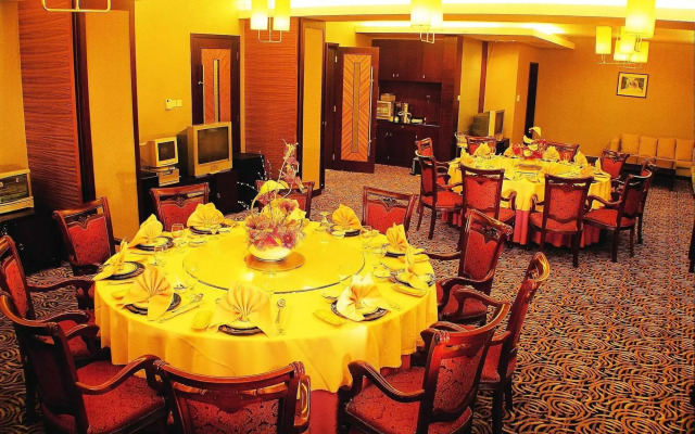 Jingming Hotspring Holiday Resort