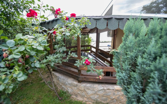 View Topia Apartments