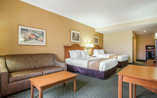 Tahlequah Inn