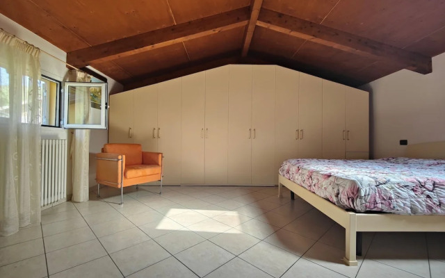 Ampio Trilocale Con Terrazzo