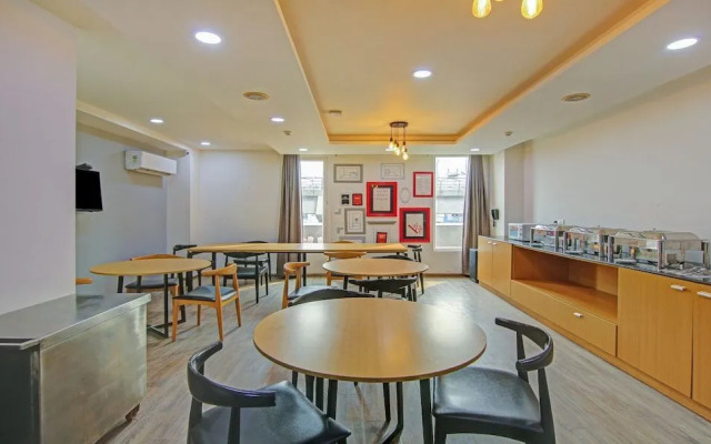 Treebo Trend Town Pallace Inn