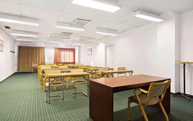 Sure Hotel by Best Western Spånga