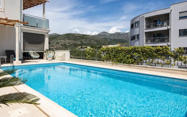 Apartments Sandra Solitudo II
