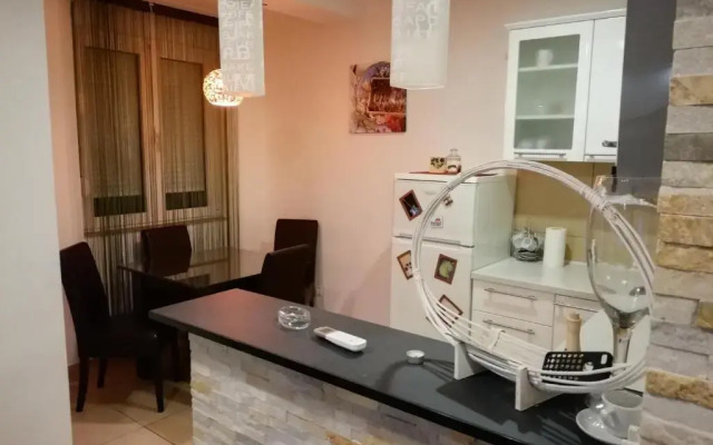 Shumice Apartment