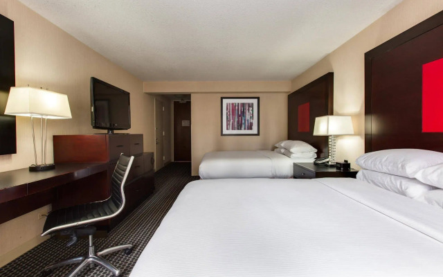 DoubleTree by Hilton Chicago - Magnificent Mile