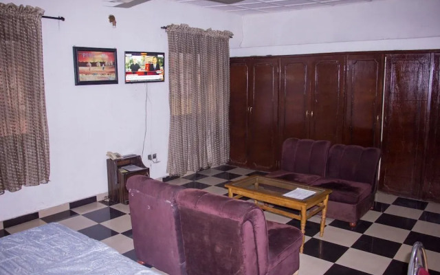 Peace Hotel Annex